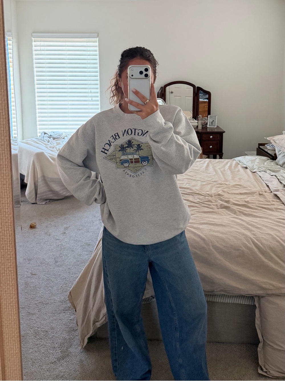 Graphic Pullover Crewneck Sweatshirt